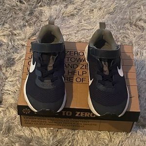 Nike Revolution 6 Navy/White